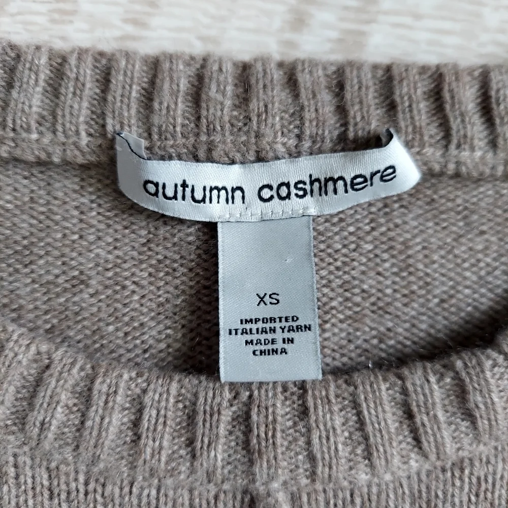 autumn cashmere Distressed Crew Neck Sweater - Picture 14 of 15